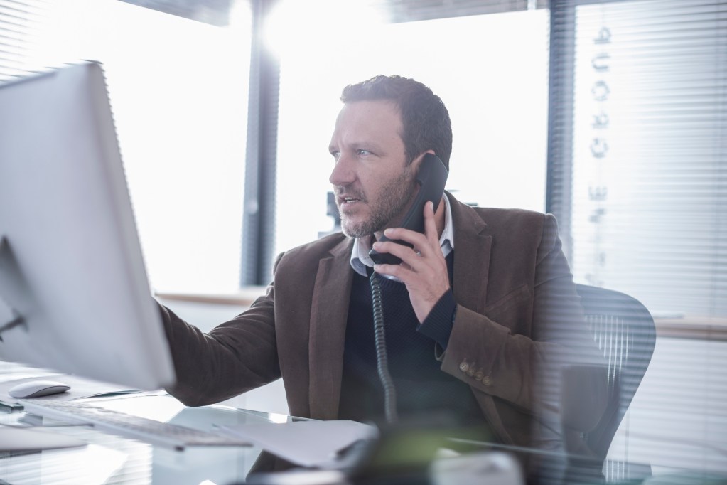 How to Set Up VOIP for Your Business in 5 Easy Steps